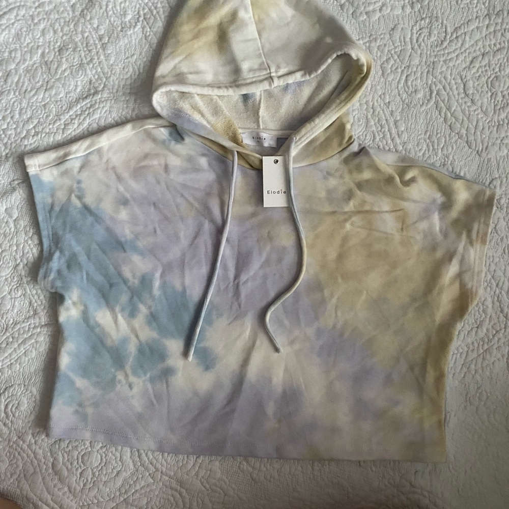 NWT ELODIE large hoodie shirt
